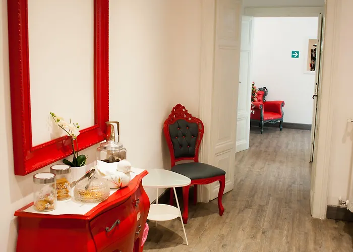 Oda ve Kahvaltı Relais Cola Di Rienzo 4*