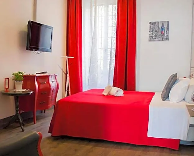 Oda ve Kahvaltı Relais Cola Di Rienzo 4*